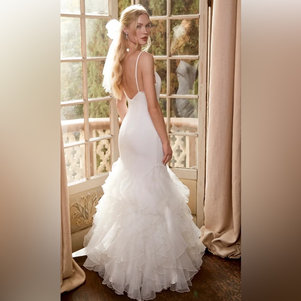 Lulu’s Extravagance White Ruffled Mermaid Dress